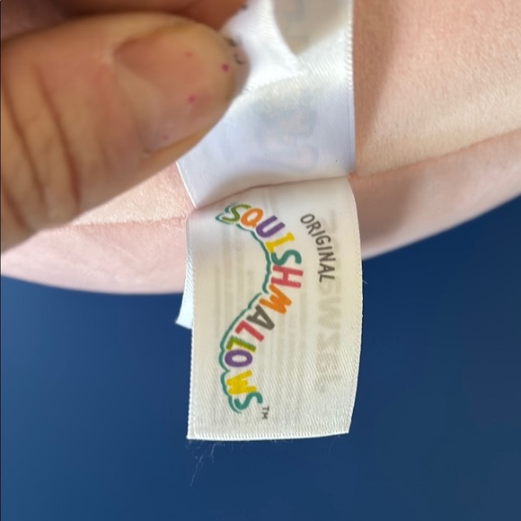 Pokémon Squishmallows Clefairy Plush Figure - Picture 5 of 6